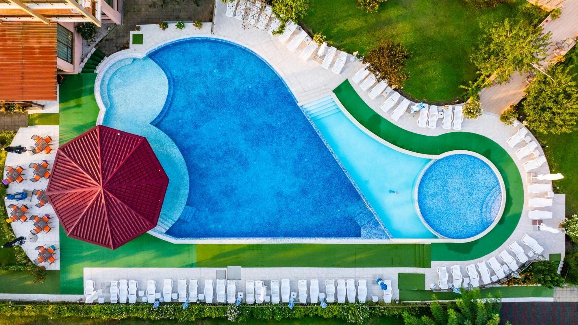 Aparthotel Hotel Prestige City II Primorsko Extérieur photo